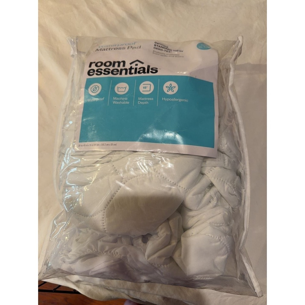 Room Essentials Waterproof Mattress Pad White Twin Twin XL Deep Fit Protector